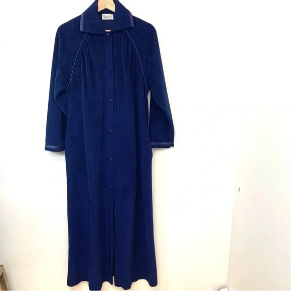 Vanity Fair Robe Small Velour Pearl Snap  House Coat Blue Long Sleeve  Vintage - Picture 1 of 14